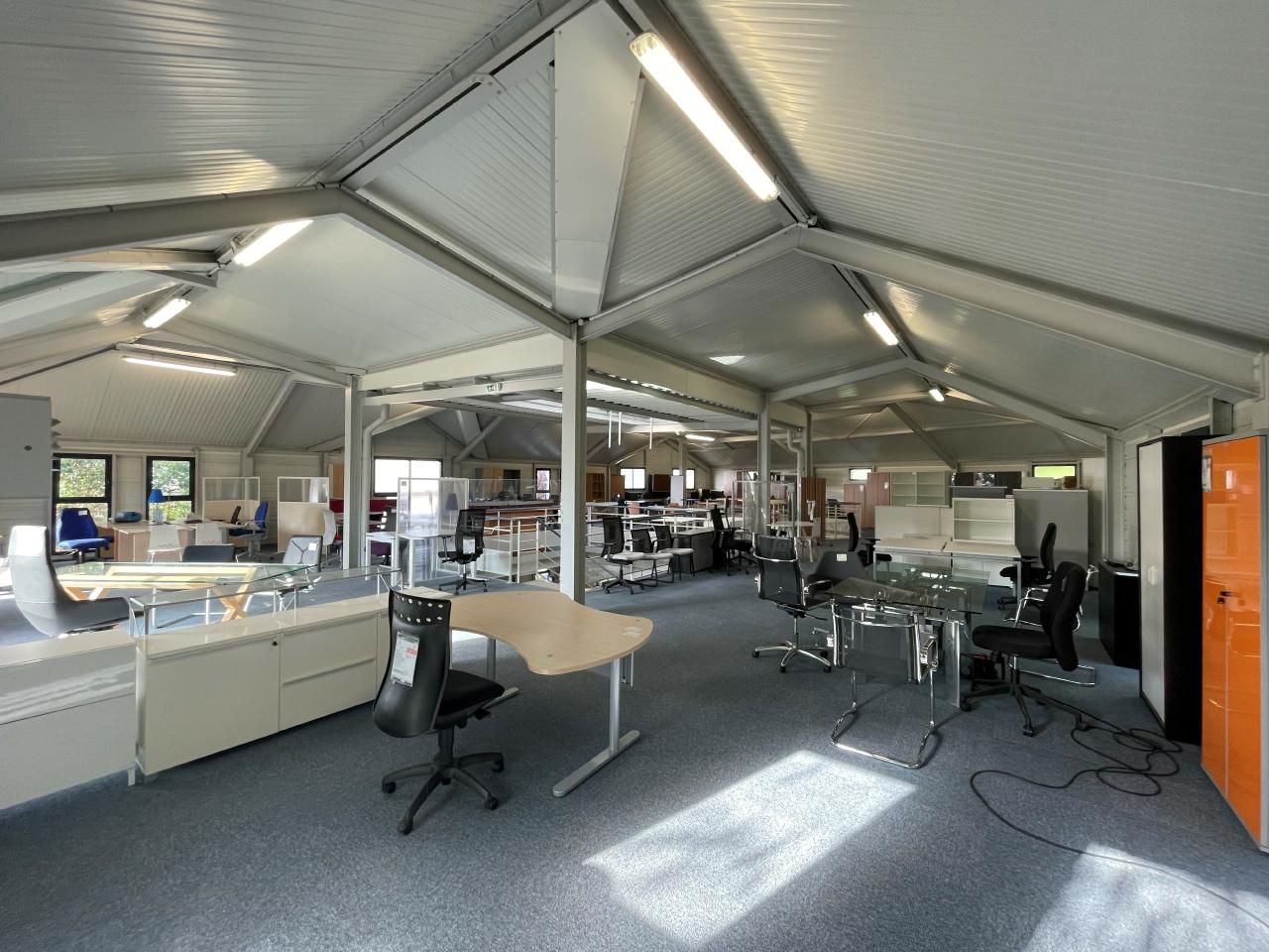 Local d'activité Crespières 737m² Vente local d'activité Crespières Yvelines OVACT2534101 4